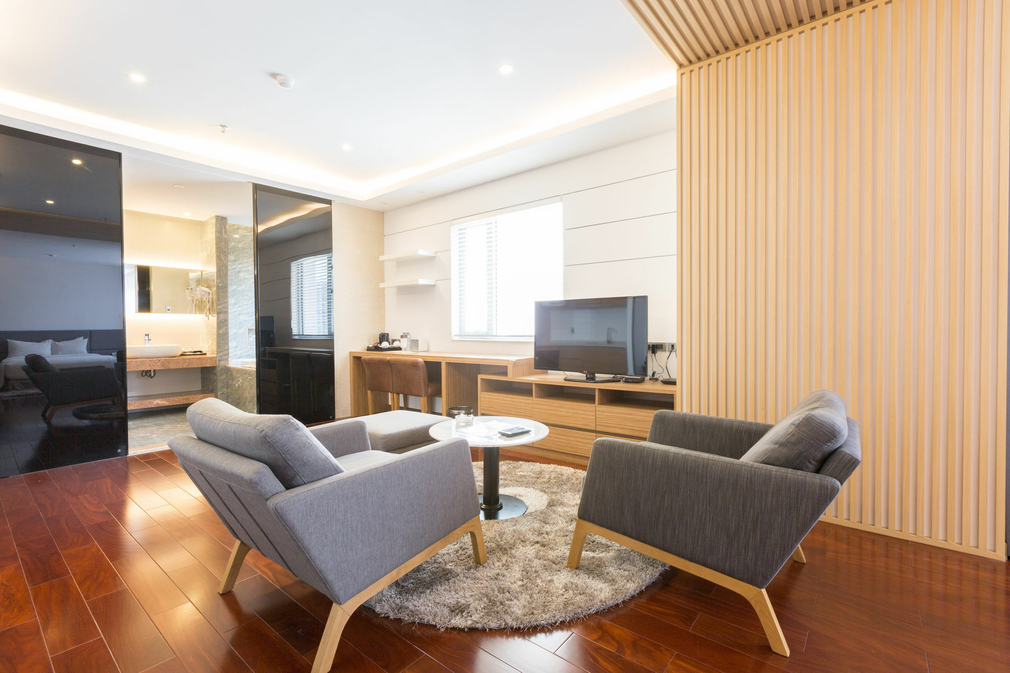 Charm Suite Residence Saigon 호치민 외부 사진