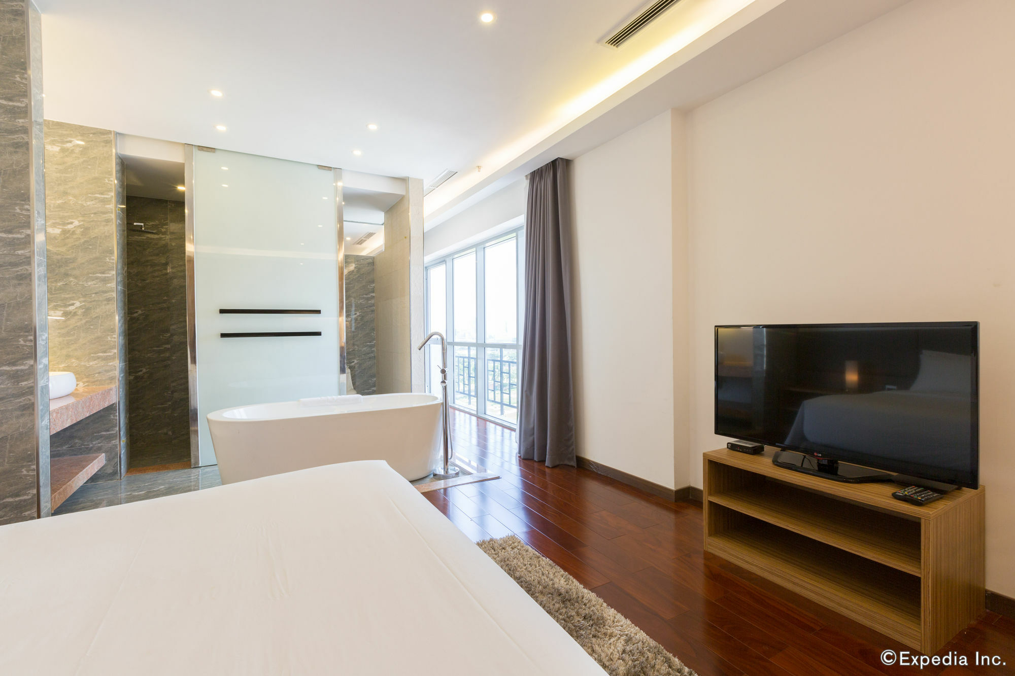 Charm Suite Residence Saigon 호치민 외부 사진