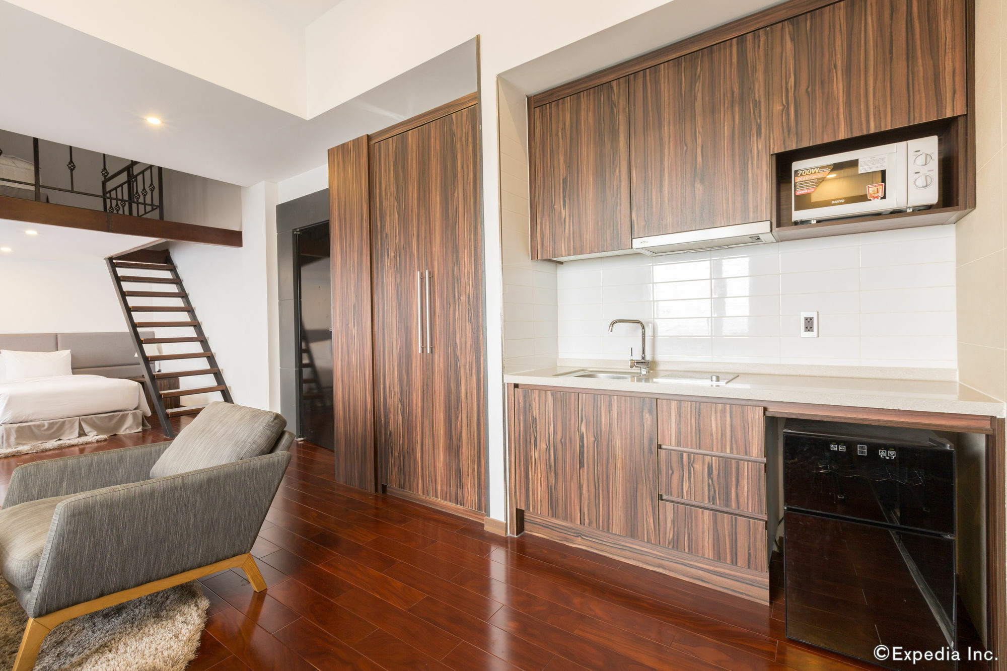 Charm Suite Residence Saigon 호치민 외부 사진