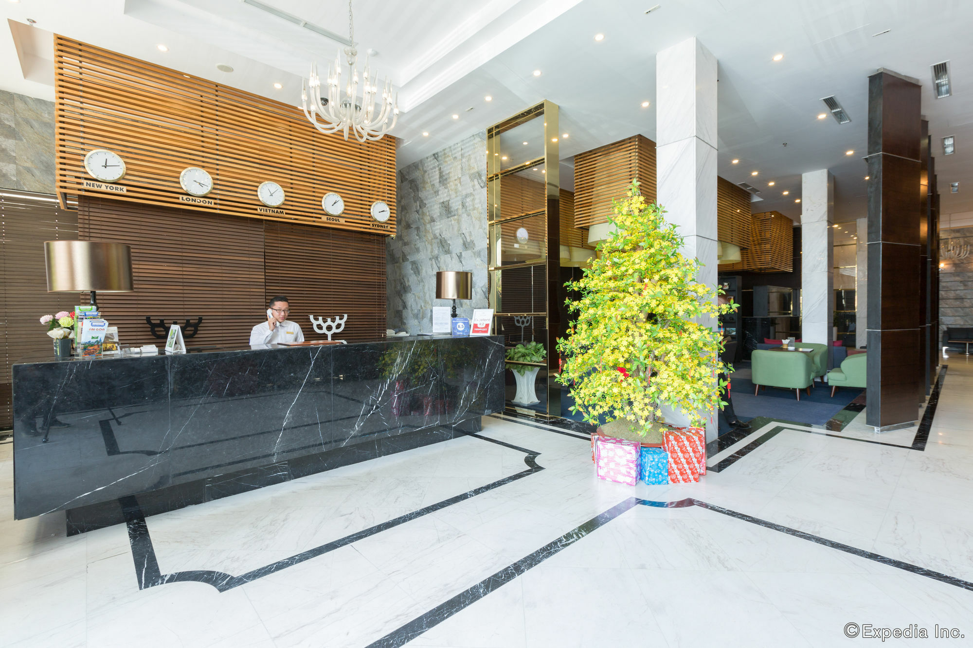 Charm Suite Residence Saigon 호치민 외부 사진