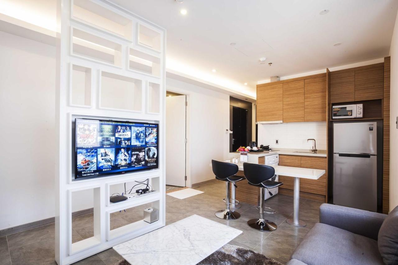 Charm Suite Residence Saigon 호치민 외부 사진